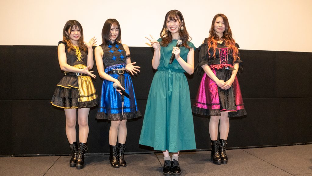 映画「サンタクロースをいつまで信じてた?」舞台あいさつより