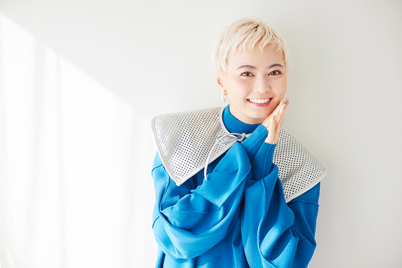 「BUBKA2月号」に登場する私立恵比寿中学・安本彩花
撮影/佐野円香