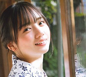 日向坂46齊藤京子、温泉デートグラビアを披露「“彼女感”を感じて」