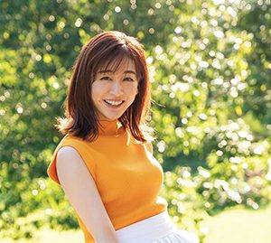 新井恵理那、鷲見玲奈ら「セント・フォース」の人気キャスターによる写真集