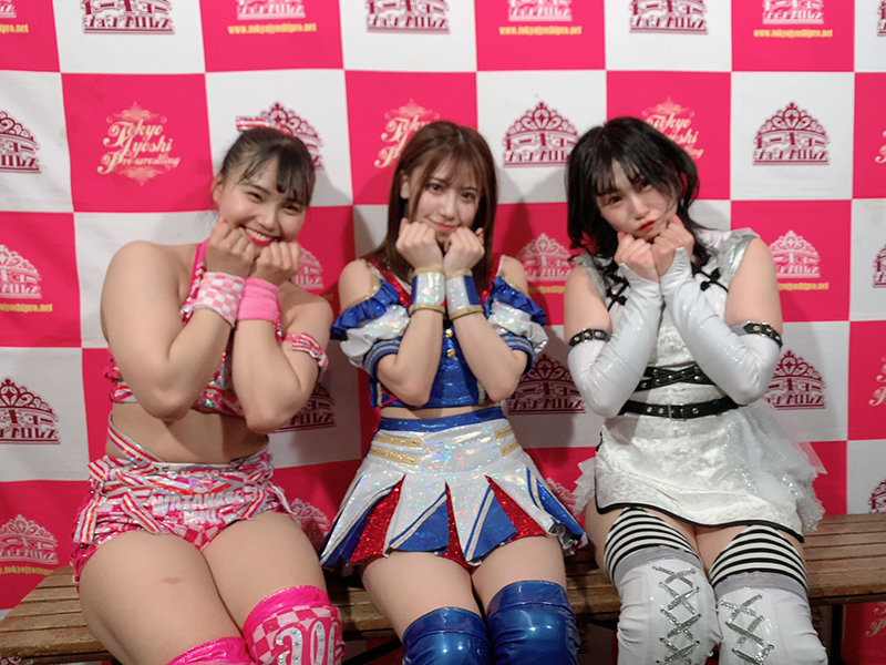 「YES! WONDERLAND 2022~夢の翼を広げ~」より