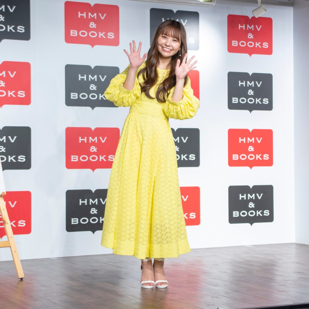 NMB48本郷柚巴写真集「美しい果実」発売記念取材会より