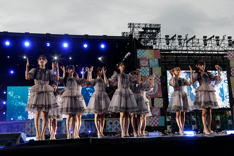 「=LOVE」「≠ME」「≒JOY」3組による合同フェス「イコノイジョイ 2022」より