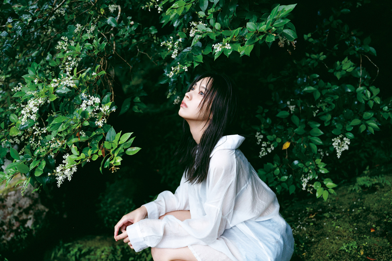 櫻坂46・小林由依2nd写真集より
撮影:柴田フミコ/小林由依2nd写真集『タイトル未定』講談社