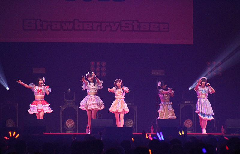 FES☆TIVEが「＠JAM EXPO2022」のストロベリーステージに登場