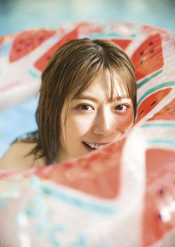 日向坂46東村芽依1st写真集「見つけた」より
©藤本和典/白夜書房