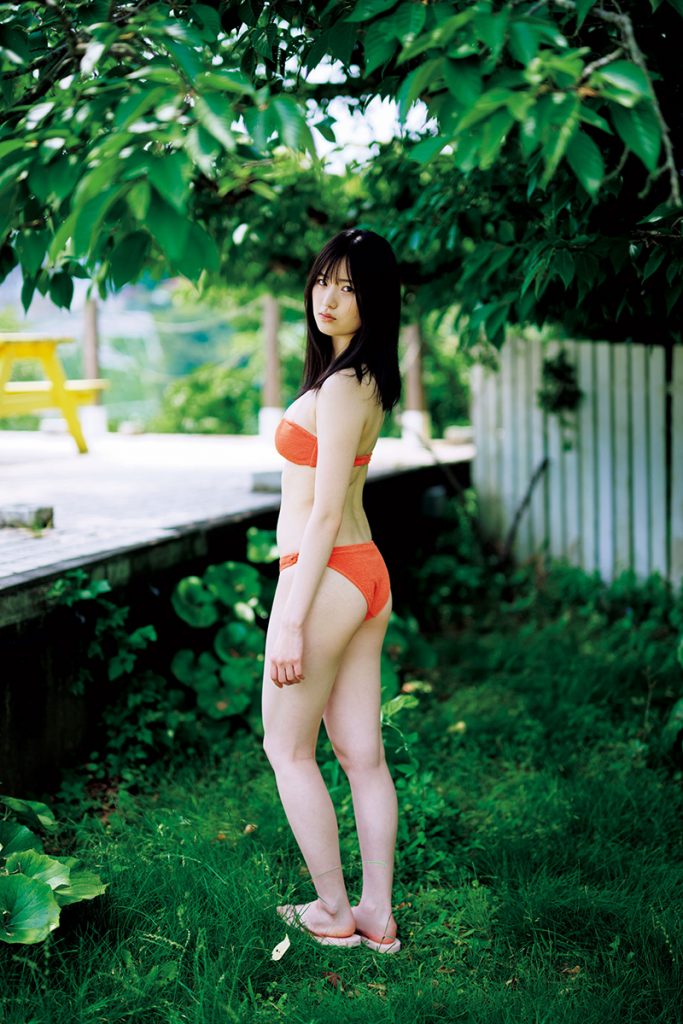 「週刊プレイボーイ39&40号」に登場している斎藤愛莉
