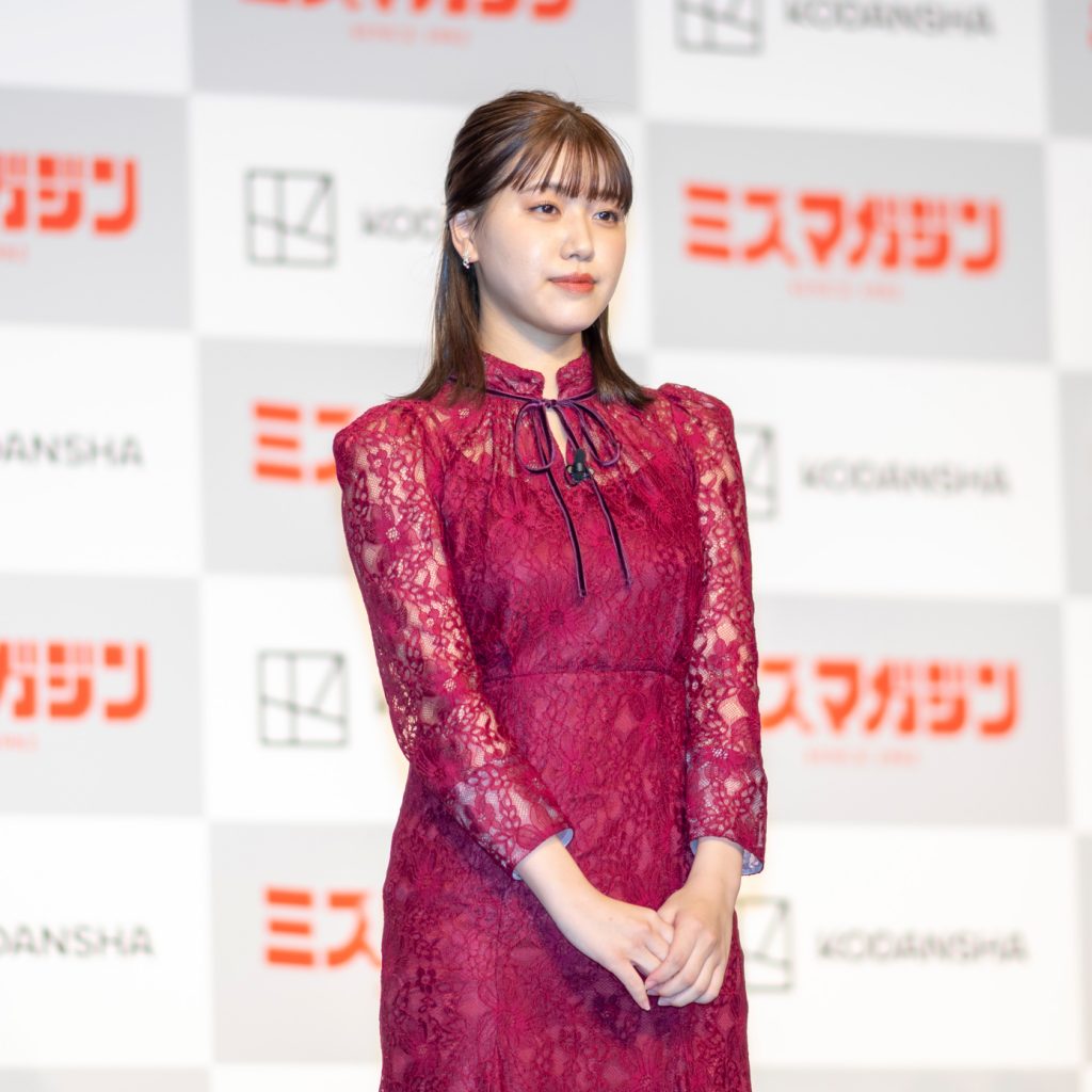 「ミスマガジン2022発表イベント＆和泉芳怜1st写真集発売記者会見」に出席した和泉芳怜