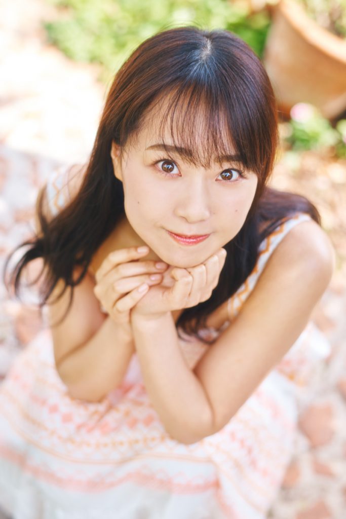 NMB48加藤夕夏1st写真集(タイトル未定/光文社)より
