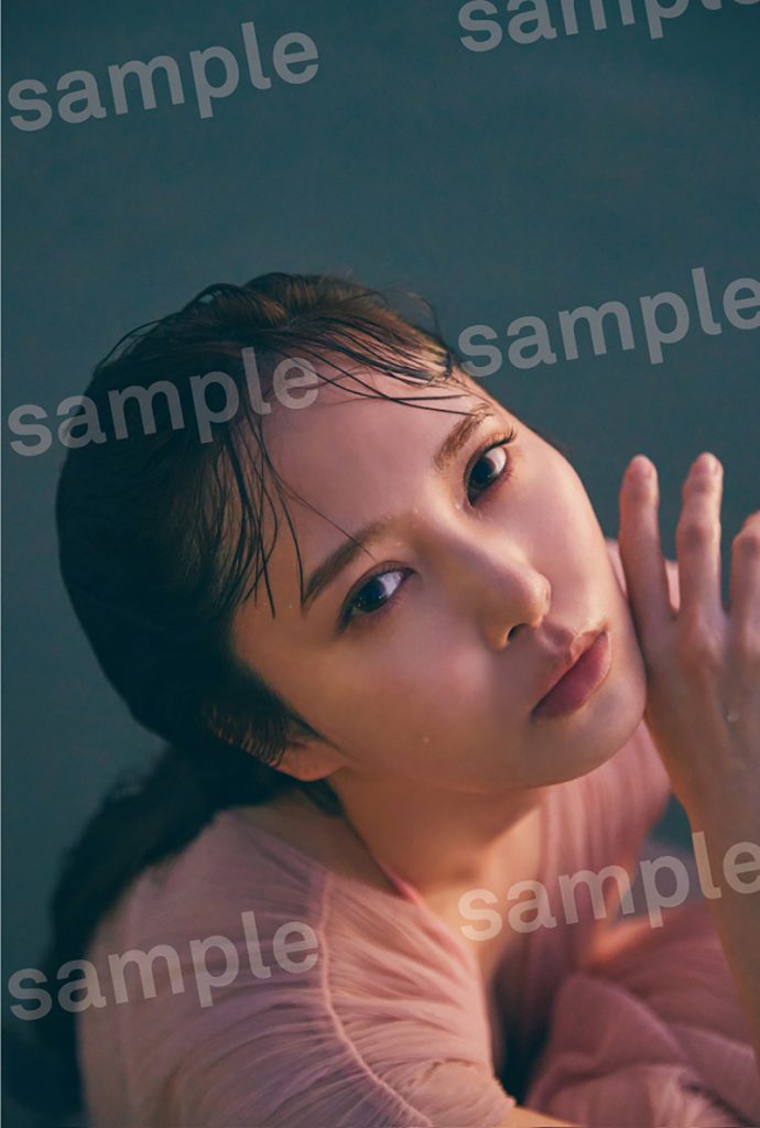 日向坂46加藤史帆1st写真集「#会いたい」書泉特典ポストカード