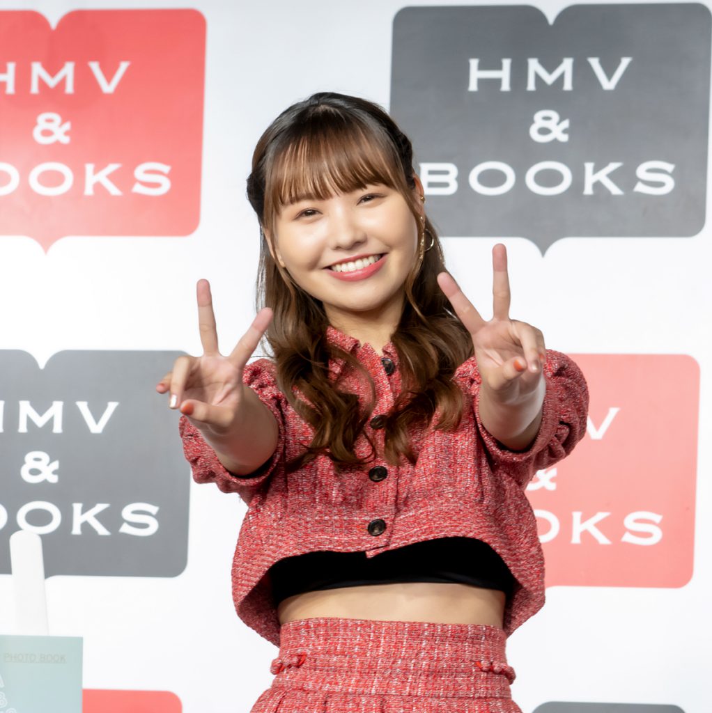 写真集「どこを見ればいい?」(講談社)取材会に出席した本郷柚巴