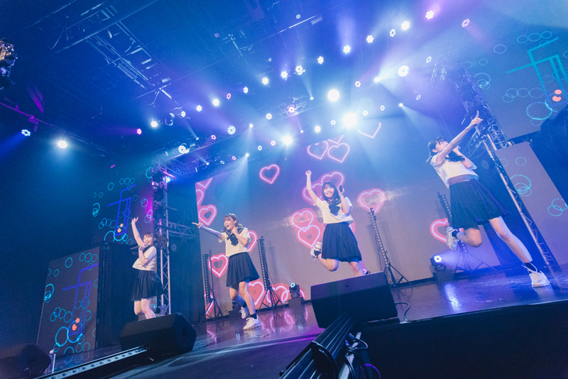 フューチャーサイダーが7月27日、東京・白金高輪SELENE b2で2ndワンマンライブを開催した／PHOTO：ワタナベタイシ