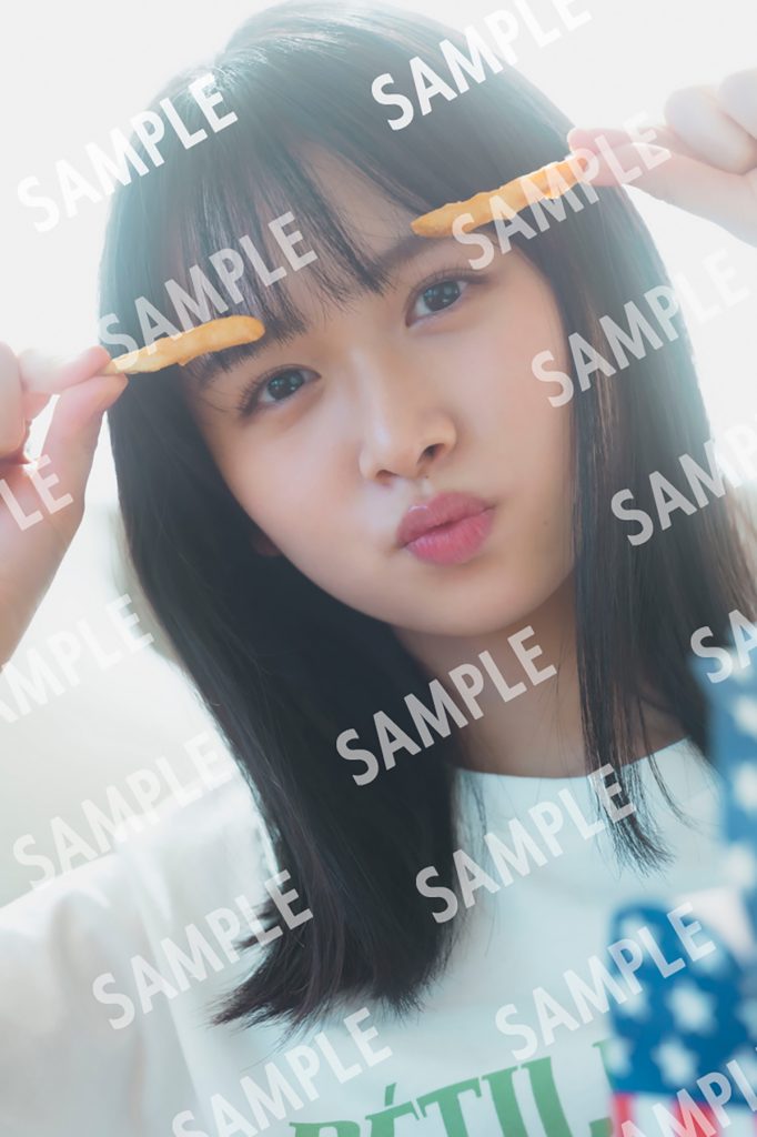 日向坂46上村ひなの1st写真集「そのままで」コーチャンフォーポストカード