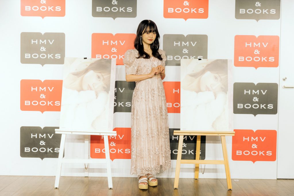 NGT48中井りか卒業記念写真集『好きでした』発売イベントより