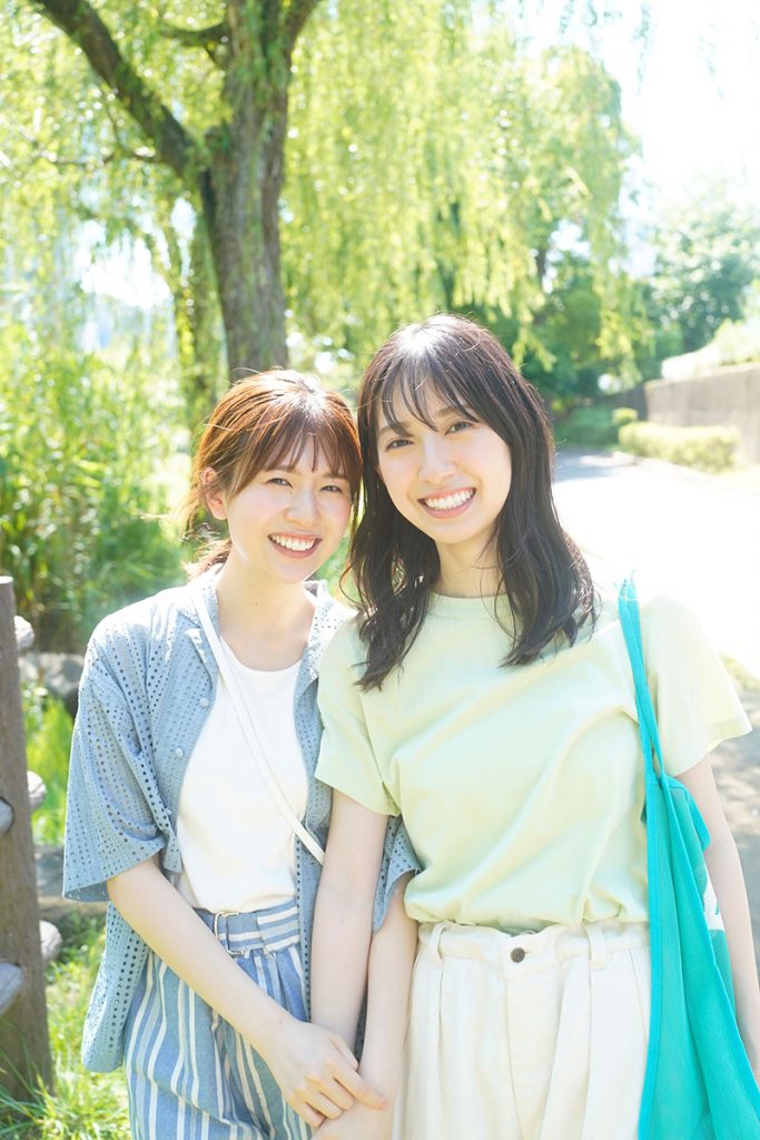 「B.L.T.2023年9月号」表紙&巻頭グラビアを飾る日向坂46松田好花&金村美玖