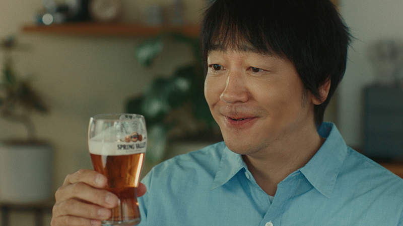 キリン・クラフトビール「スプリングバレー」新CMに出演する大森南朋
