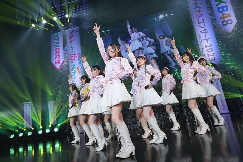 AKB48 17研究所!Presents 17期研究生 単独LIVE~嬉しすぎて歯が抜けそうです!~より