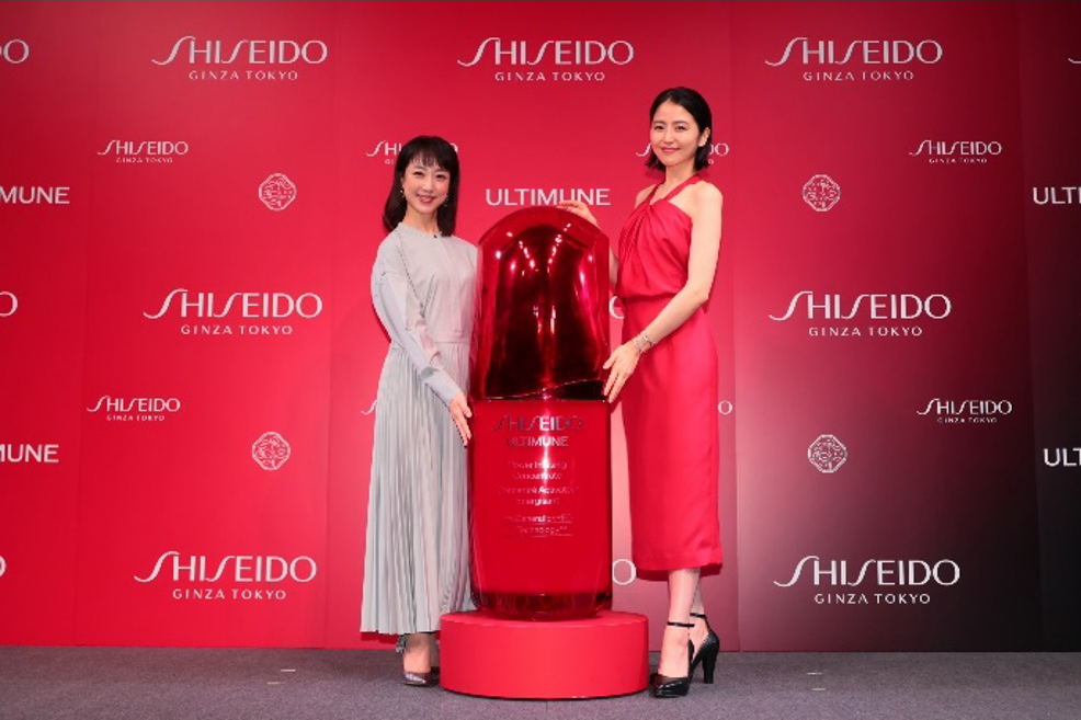 「SHISEIDO 新美容液『アルティミューン』発表会」に出席した長澤まさみ