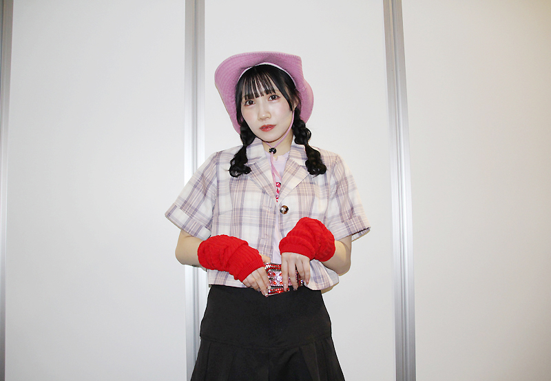 FES☆TIVEの青葉ひなりが「＠JAM EXPO 2023」のファッションショーにゲスト出演した