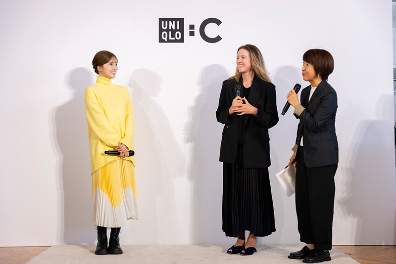 「UNIQLO : C」ローンチ記者発表会見に出席した白石麻衣