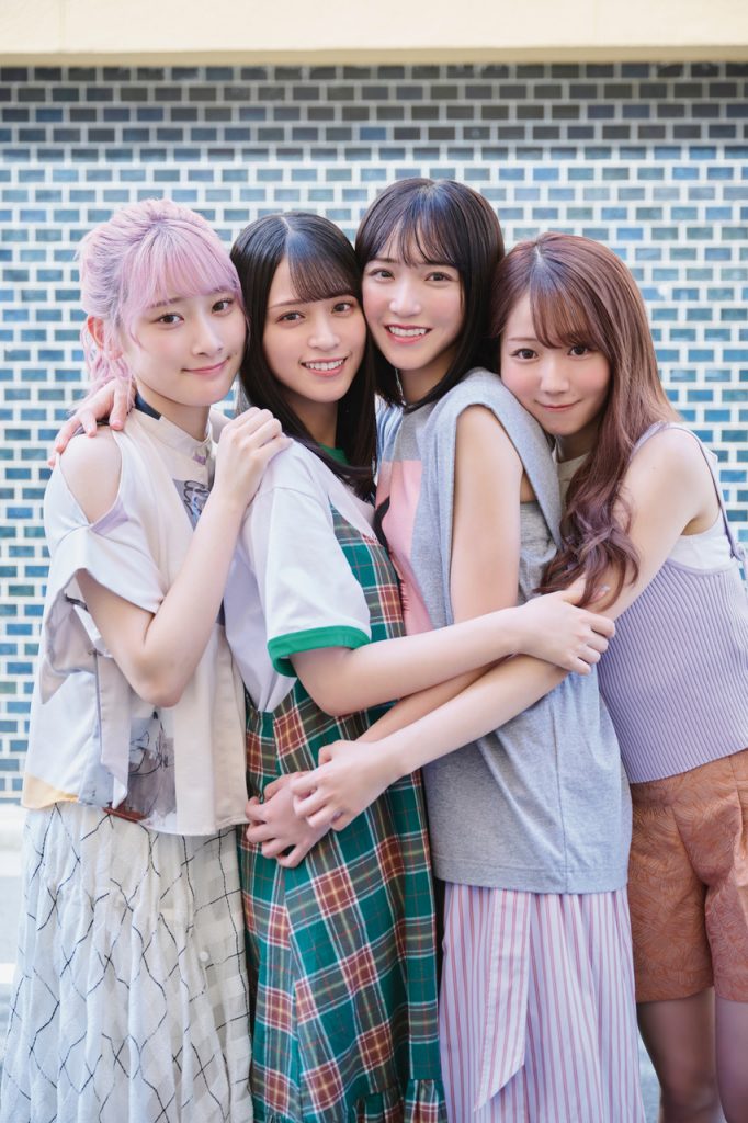 「BUBKA11月号」巻頭グラビアを飾る=LOVE・大谷映美里×齋藤樹愛羅×佐々木舞香×野口衣織