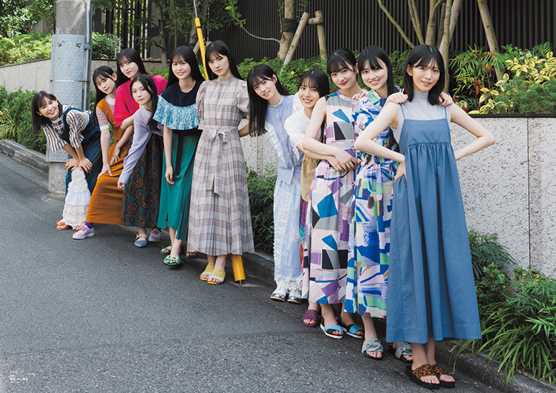 「B.L.T.2023年11月号」ローソンエンタテインメント購入者特典：櫻坂46 三期生 両面ポスター