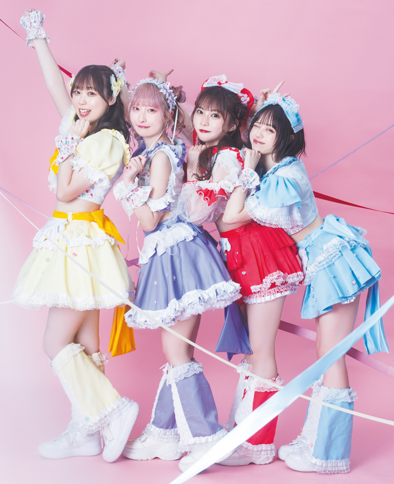 「BUBKA11月号」に登場しているスーパーベイビーズ