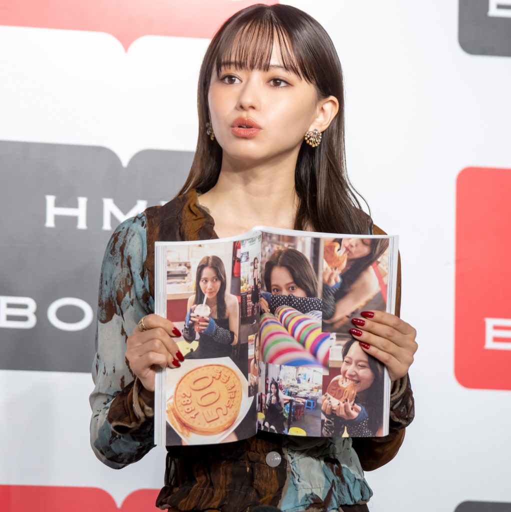 『Bailar 山本舞香1stフォト&スタイルブック』(宝島社)取材会より