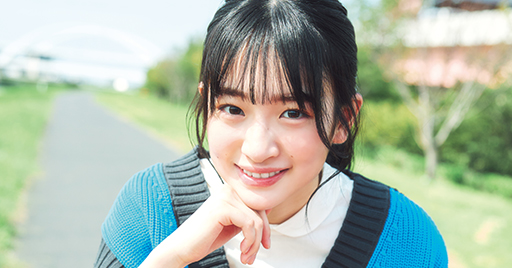 櫻坂46小島凪紗、中面グラビアに登場！同じ三期生の活躍について思う