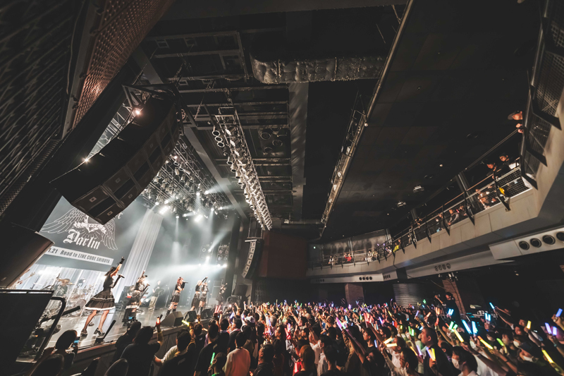 MyDearDalin'がフルバンドセットでの単独公演を行った／Photo：ポテ ヤマムラ