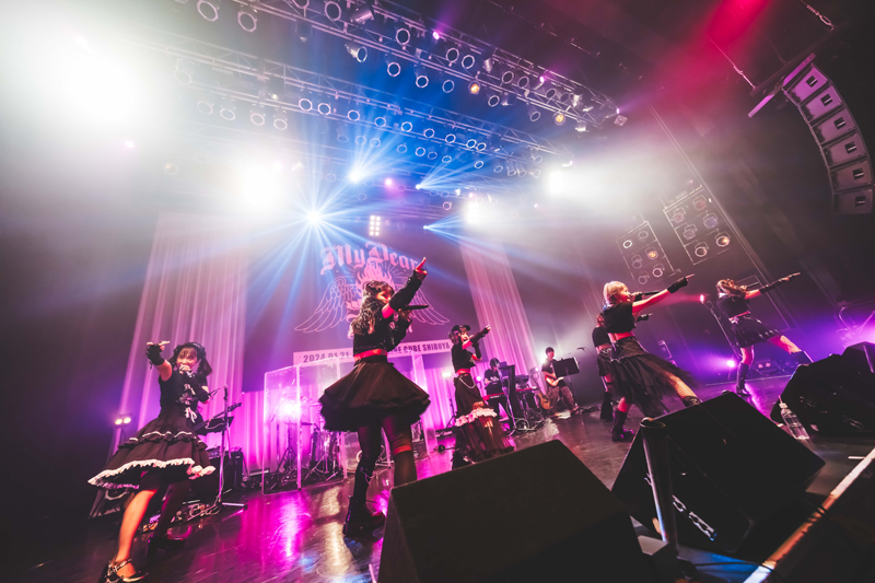 MyDearDalin'がフルバンドセットでの単独公演を行った／Photo：ポテ ヤマムラ