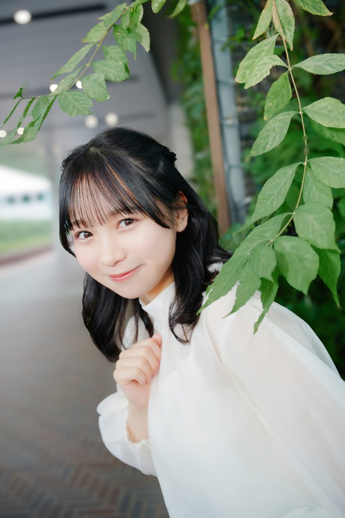 1st写真集「すきなの?」を発売する「テラス×テラス」池本しおり
