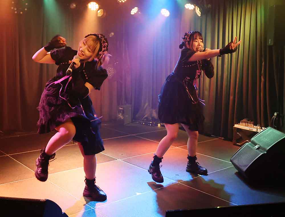 「CRAYONS<クレヨンズ>定期公演Vol.12」より
