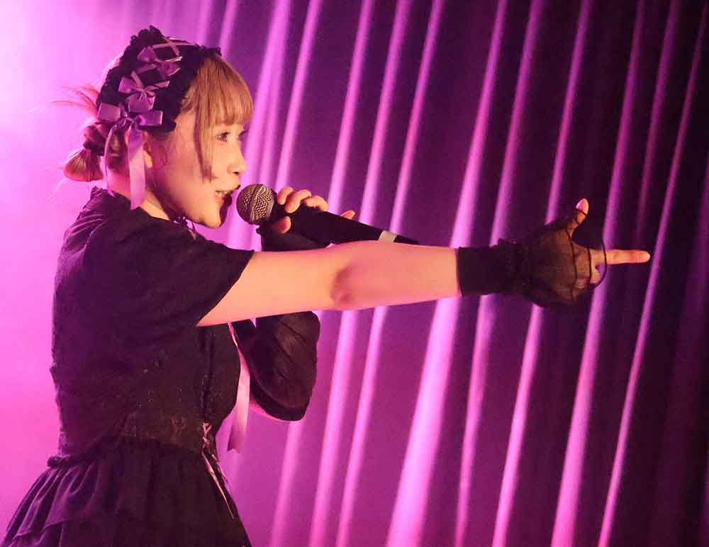 「CRAYONS<クレヨンズ>定期公演Vol.12」より