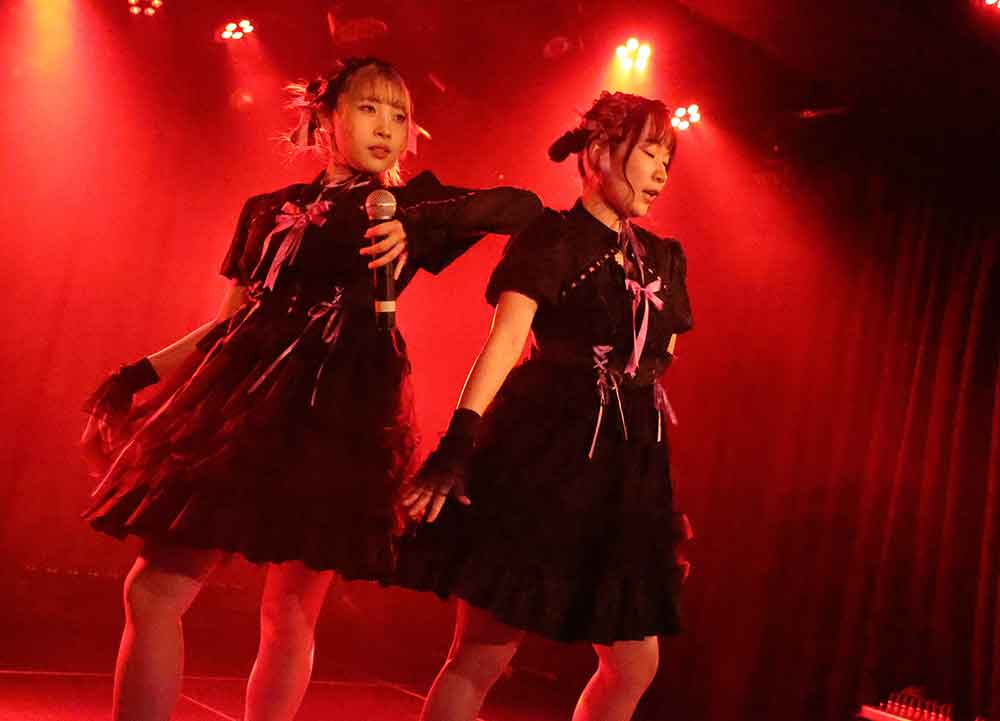 「CRAYONS<クレヨンズ>定期公演Vol.12」より