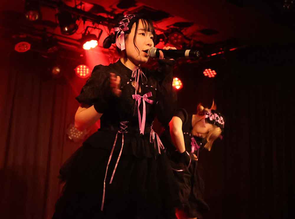 「CRAYONS<クレヨンズ>定期公演Vol.12」より