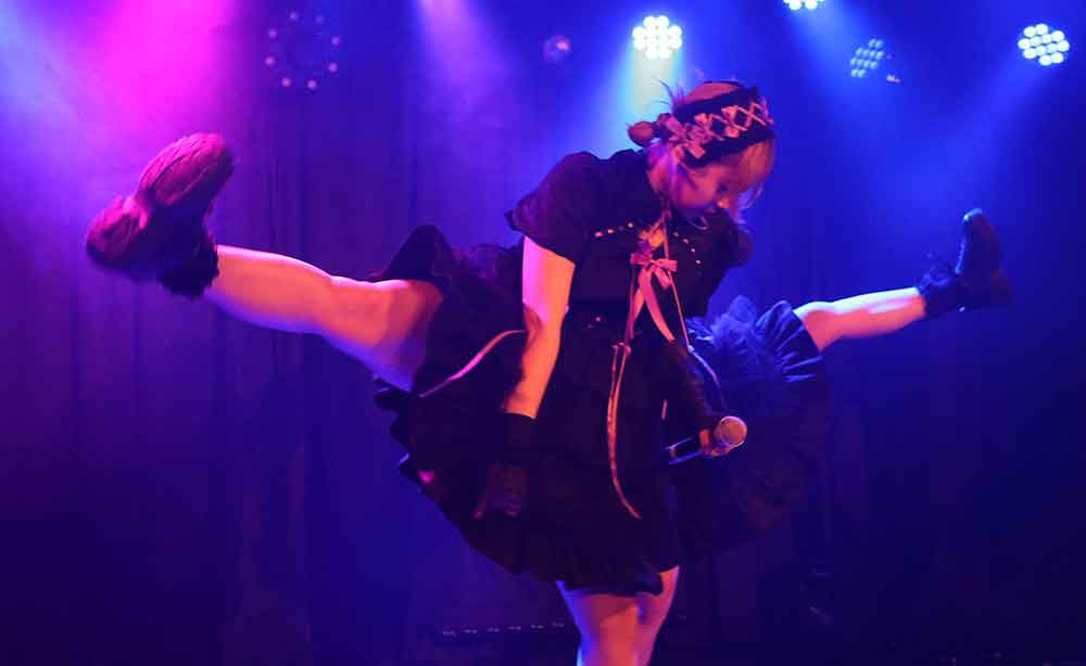 「CRAYONS<クレヨンズ>定期公演Vol.12」より