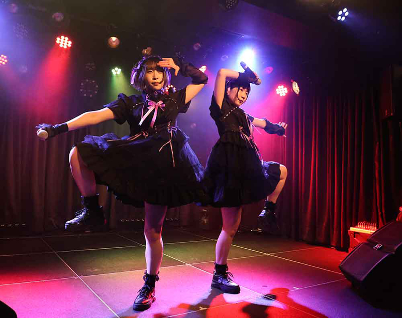 「CRAYONS<クレヨンズ>定期公演Vol.13」より