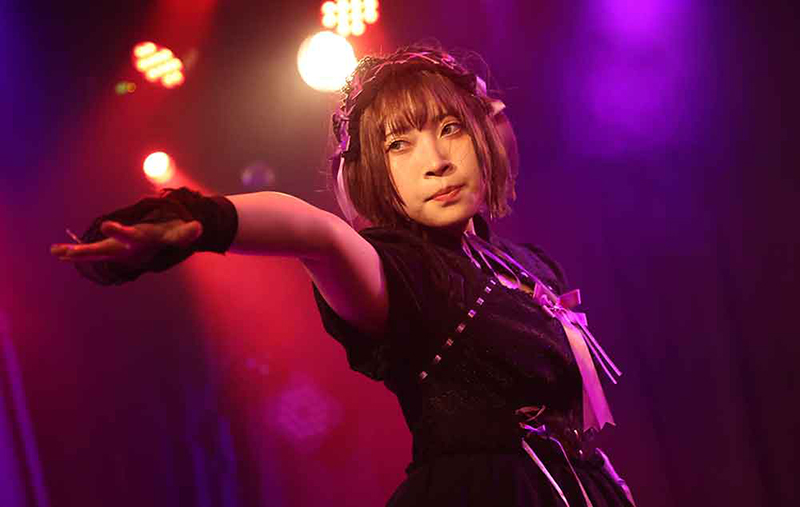「CRAYONS<クレヨンズ>定期公演Vol.13」より