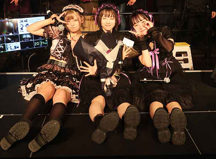 「CRAYONS<クレヨンズ>定期公演Vol.13」より