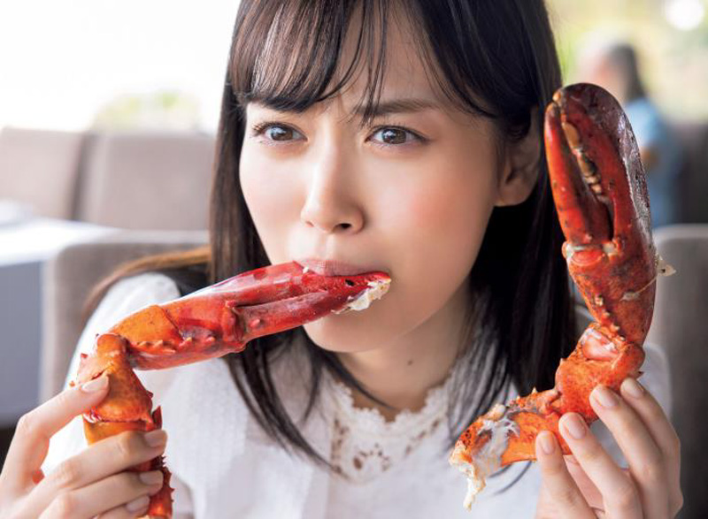 乃木坂46・山下美月の2nd写真集より