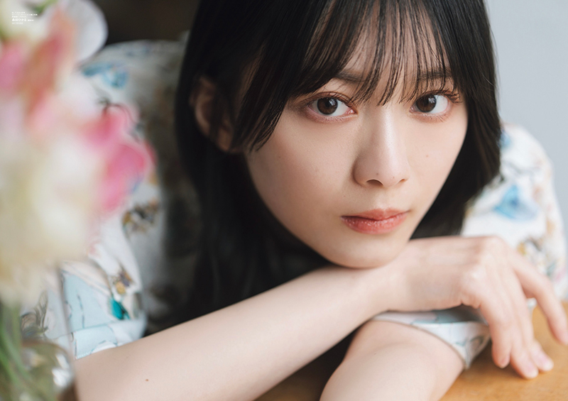 「B.L.T.2024年4月号」ローソンエンタテインメント購入特典:森田ひかる(櫻坂46)ポスター