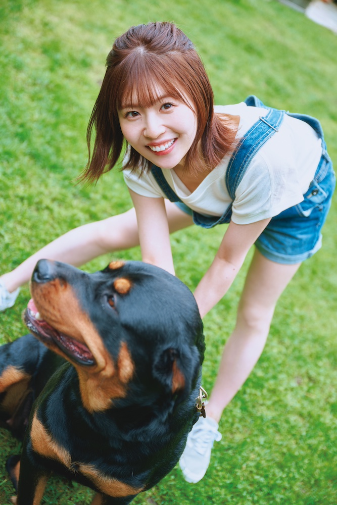 日向坂46・松田好花 1st写真集「振り向いて」/撮影:岡本武志/講談社