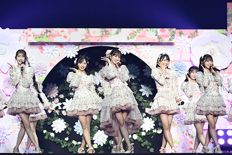 「柏木由紀卒業コンサート~17年間、歩いて来たこの道~supported by イモトのWiFi」より