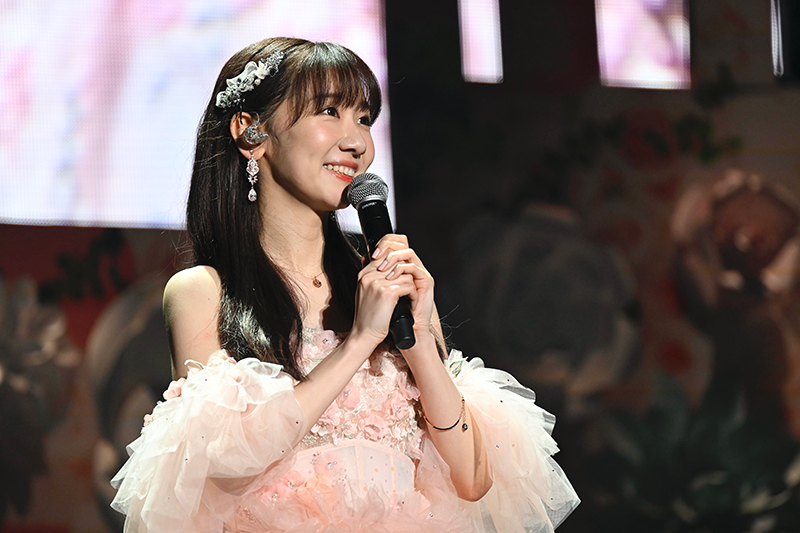 「柏木由紀卒業コンサート~17年間、歩いて来たこの道~supported by イモトのWiFi」より
