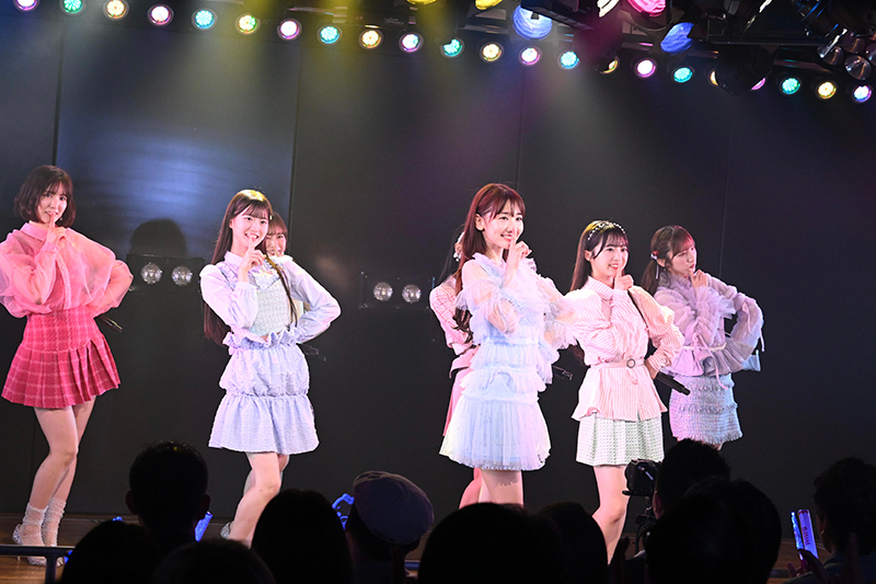 「AKB48柏木由紀卒業公演」より