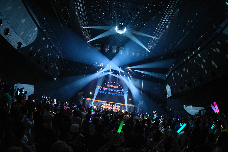 テラス×テラス「3rd Anniversary Tour FINAL~世界で一番幸せになろうね~」より