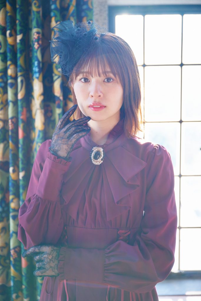 日向坂46・松田好花 1st写真集「振り向いて」/撮影:岡本武志/講談社