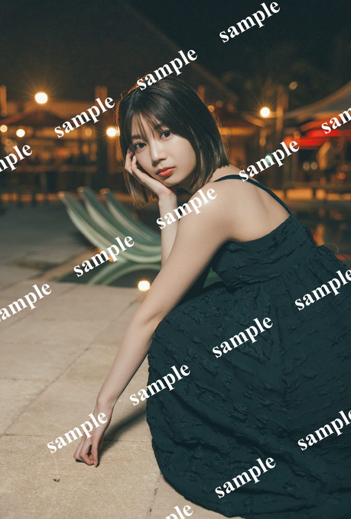 日向坂46高本彩花1st写真集『僕の記憶の中で』HMV&BOOKS特典ポストカード