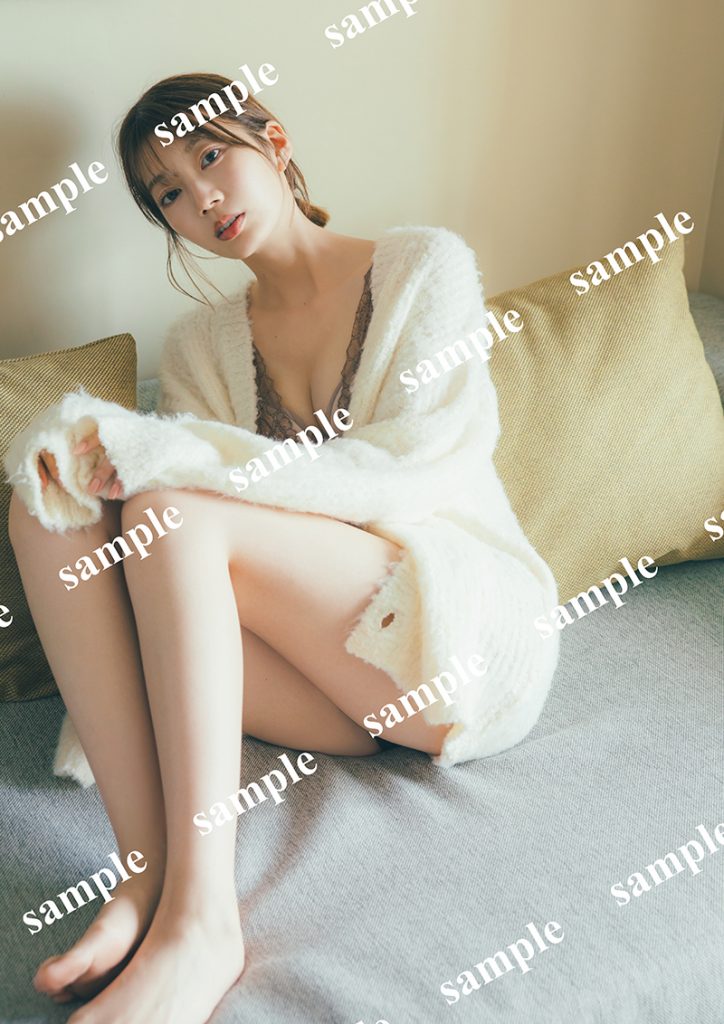 日向坂46高本彩花1st写真集『僕の記憶の中で』よりHMV&BOOKS SHIBUYA特典B3ポスター(折れ目なし)